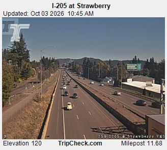 I-205 & Strawberry SB traffic camera, Gladstone