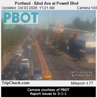 OR-213 & Powell Blvd traffic camera, view north, Portland