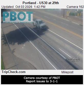 US-30 & 29th traffic camera, Portland, Oregon
