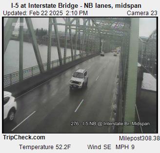 Camera 3034: I-5 at Interstate Bridge NB, midspan