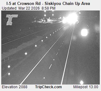 I-5 at Crowson Rd - Siskiyou Chain Up Area live webcam