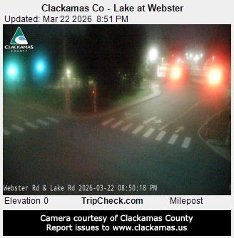 Clackamas Co - Lake at Webster live webcam