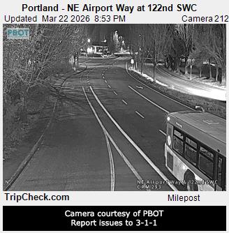 Portland - NE Airport Way at 122nd SWC live webcam