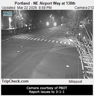 Portland - NE Airport Way at 138th live webcam