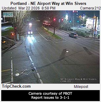 Portland - NE Airport Way at Win Sivers live webcam