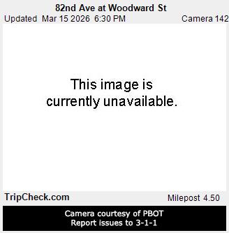 82nd Ave at Woodward St live webcam