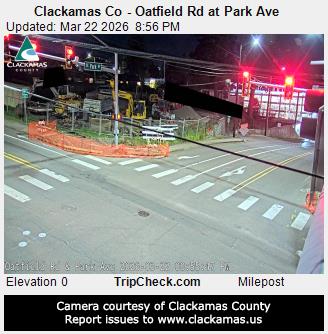 Clackamas Co - Oatfield Rd at Park Ave live webcam