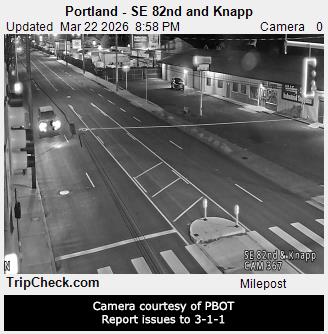 Portland - SE 82nd and Knapp live webcam