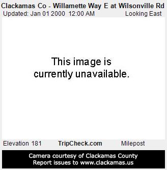 Clackamas Co - Willamette Way E at Wilsonville Rd live webcam